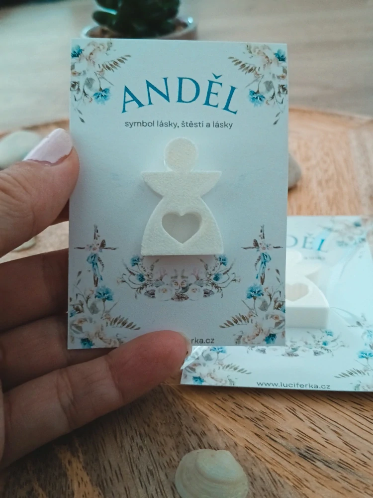 Anděl bílý - se srdíčkem