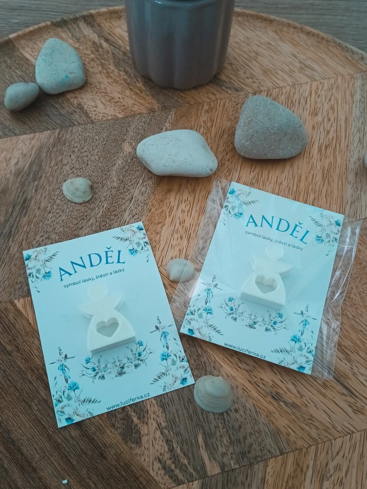 Anděl bílý - se srdíčkem