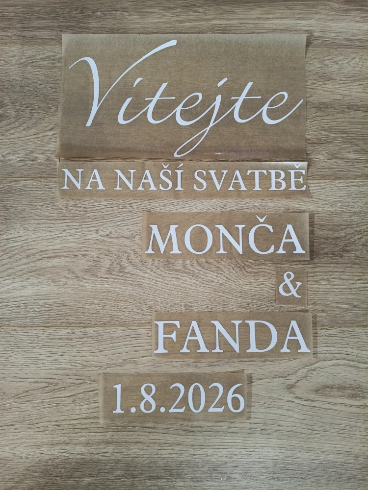 Elegantní polep na zrcadlo